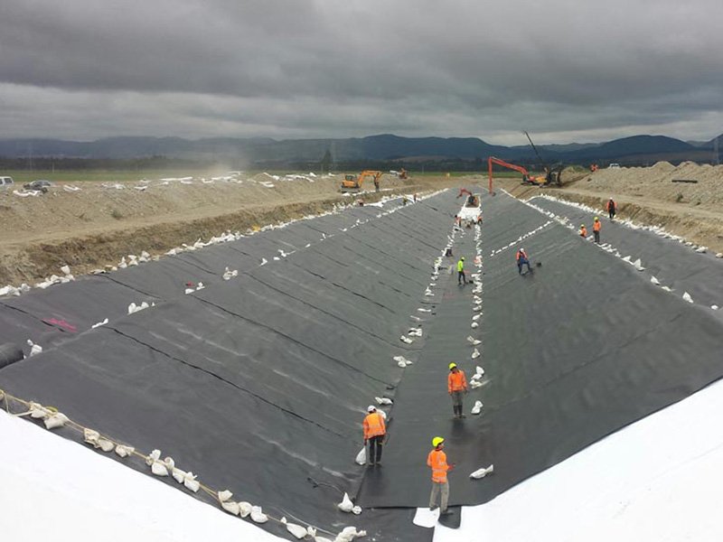 Nitrogen Textured Geomembrane for Cannel Deplyment