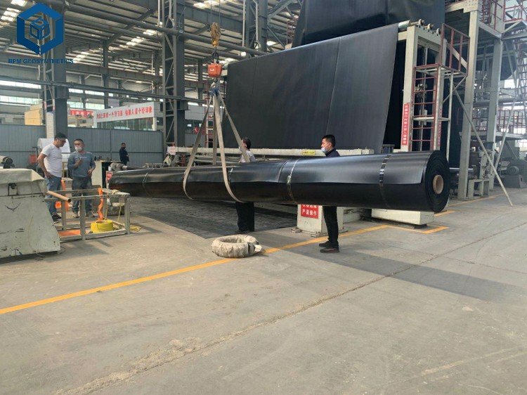How To Choose Right Geomembrane Seet for For Mining Project