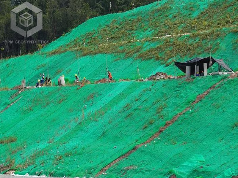 What Are Advantages of Geomat Erosion Control?